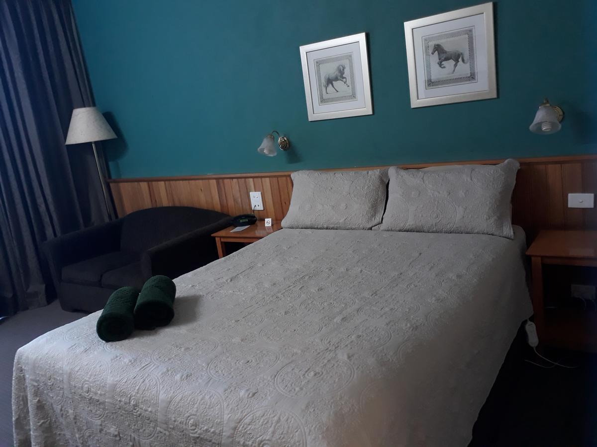 Moe Motor Inn - Contactless 24 Hour Checkinn Available Exteriér fotografie